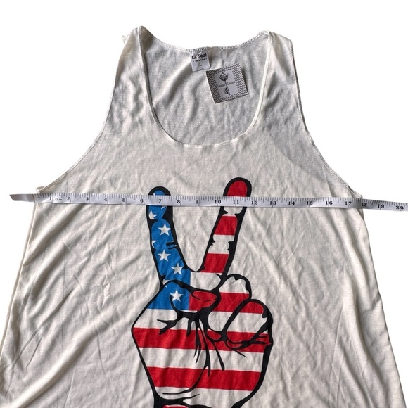 NWT LA Soul Woman’s  USA Twisted Culture Tank Top American Flag Peace Size Large - Picture 6 of 6